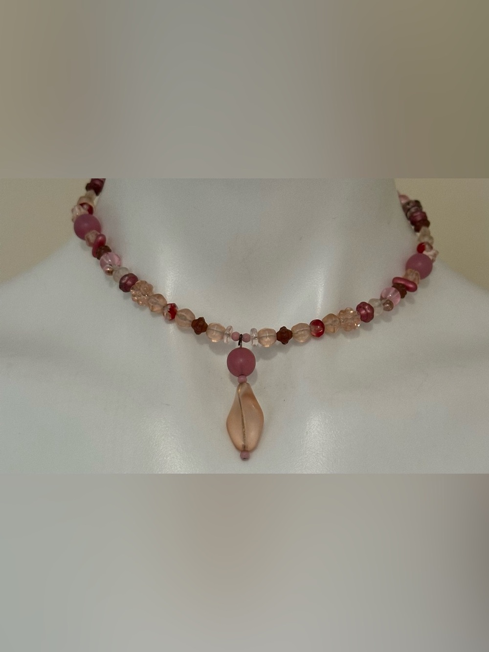 Sea Glass Handmade Pink Red Clear Big & Small Floral Beads Choker Necklace